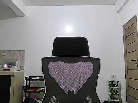 cumslut_selena69 live cam on StripChat