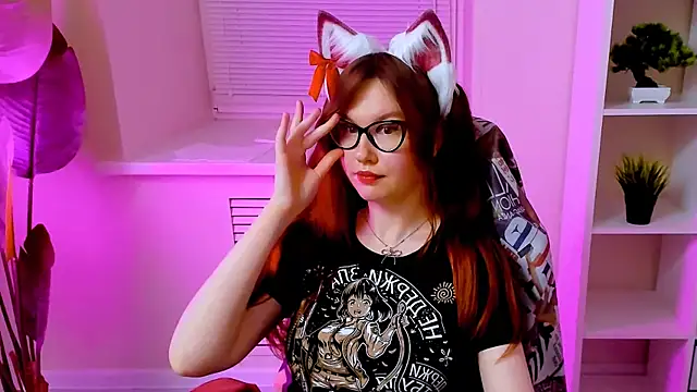 CarolGiggly webcam