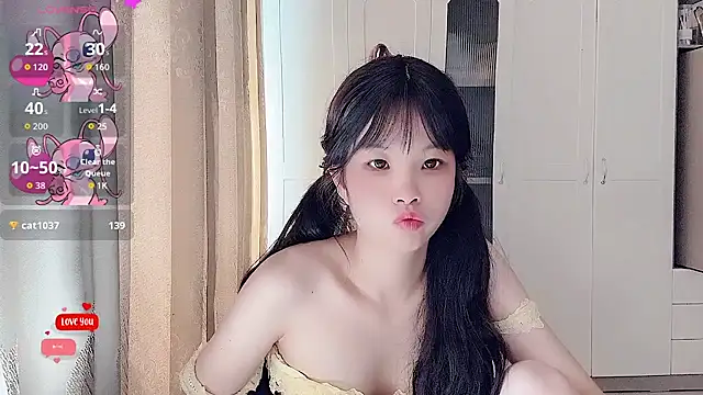 tuzi--1 live cam on StripChat