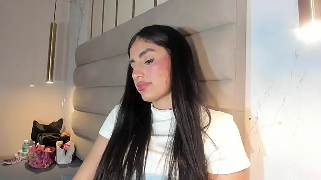 IsabelaStefano live cam on StripChat