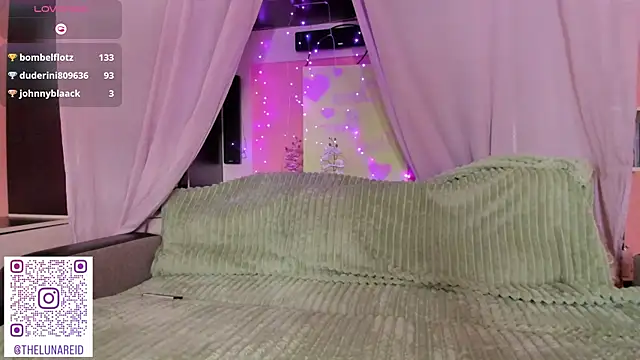 Luna_Reid webcam