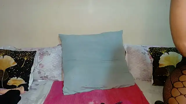 DiamondLuv29 webcam