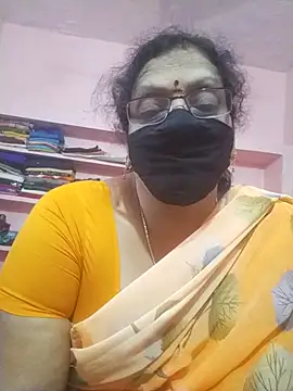 sarala_telugu live cam on StripChat