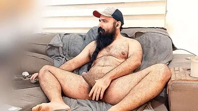 barba_negra_fumador - Barba_Negra_Fumador's free webcam - UK Sex Cams