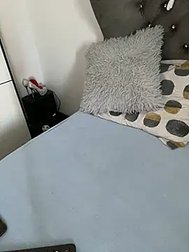 KayaGlow live sex cam