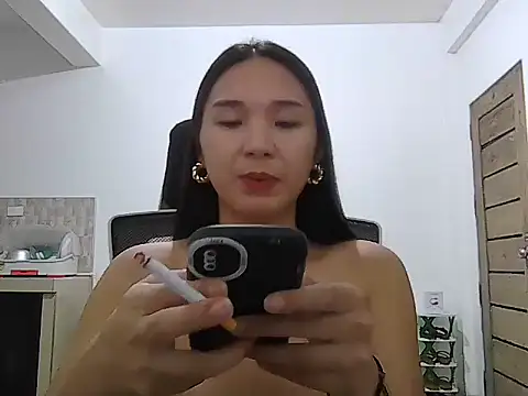 cumslut_selena69 webcam