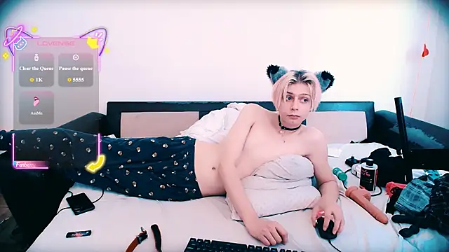 Littlepinkcat webcam