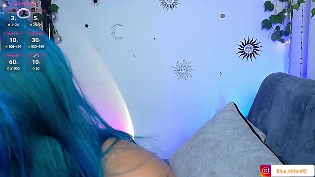 blue_kitten live cam on StripChat