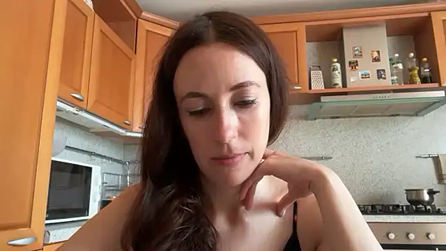 Flamingo_Queen live cam on StripChat