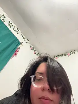 indiegirl666 webcam