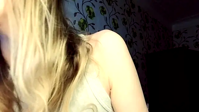 StarFrom_Hell live cam on StripChat