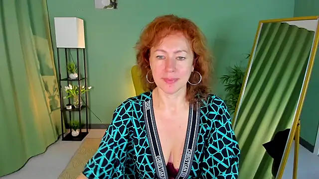 LeticiaRomano live cam on StripChat