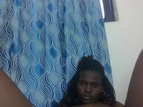 PrettyEve webcam