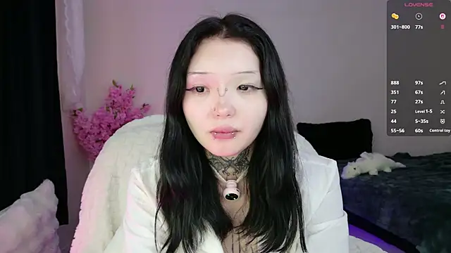 Lein_Bone live cam on StripChat