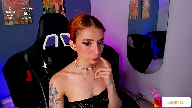 Justmia69 webcam