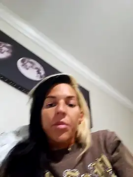 lil_jiggly webcam
