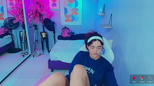 Maggy_t18 webcam