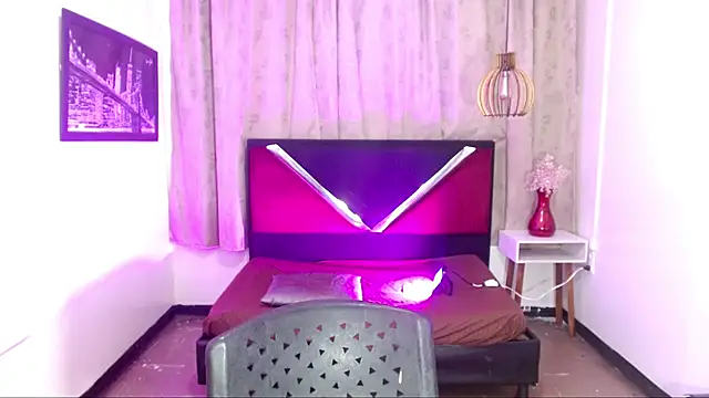 luisa__torres webcam