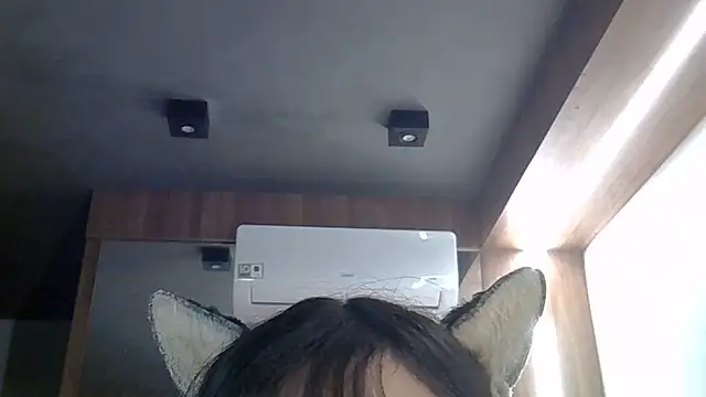 SkinnyKitten webcam