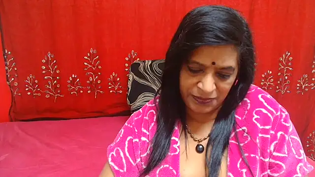 INDIANFUSION live cam on StripChat
