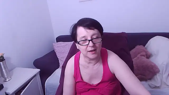ChristaRose live cam on StripChat