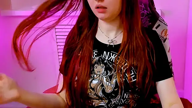 CarolGiggly live cam on StripChat