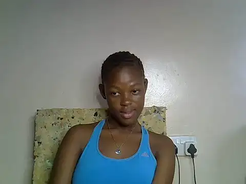 pretty_albright live cam on StripChat