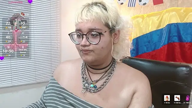 Echypyon_ live cam on StripChat