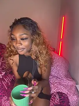 ChocolateDripp live sex cam