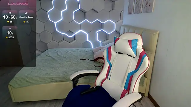 aliicemeow - Aliicemeow's free webcam - UK Sex Cams