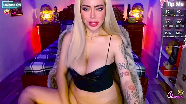 _QueenGoddess_ live cam on StripChat