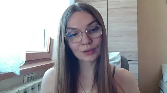LooveELLYx live cam on StripChat