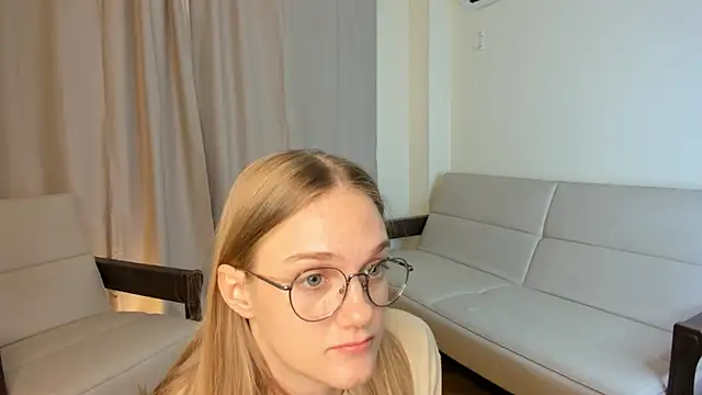 FemMantis webcam