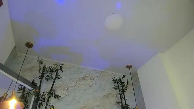 LittleeJaz webcam