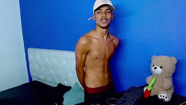 Angel_foxc13 webcam