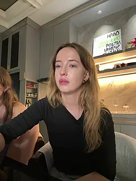 Nura_n_Sarah webcam