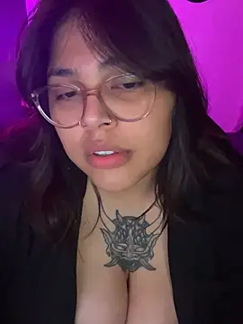 miacanela_xo webcam