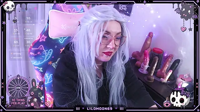 LiloMoon69 webcam