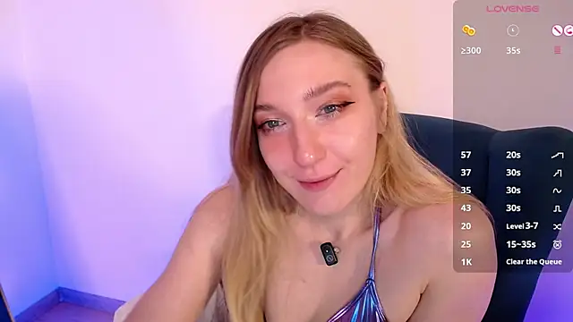 MissSquirtling webcam