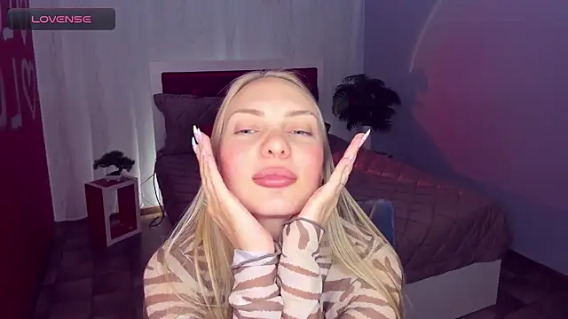 NancyGlamour live cam on StripChat