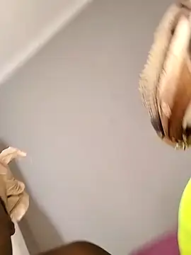 JuicyHoney_01 webcam