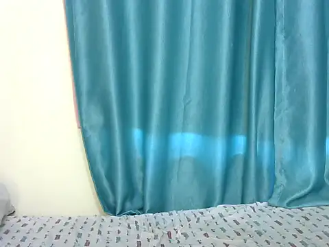 Ebony_fine webcam