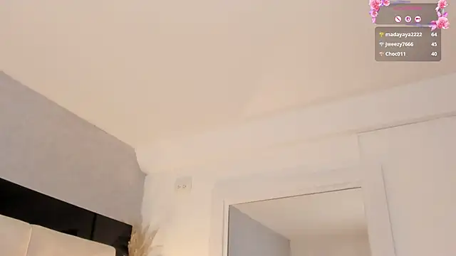 SummerLuna webcam