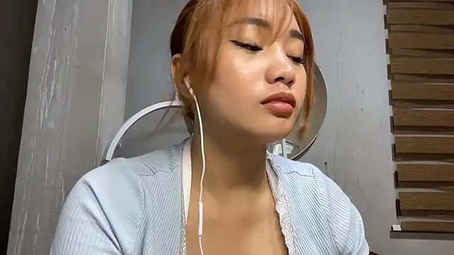 RickiMince webcam
