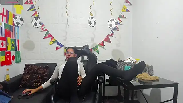 Miss_diosadenylon