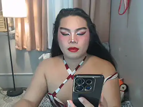 TSbrianaHugeCock webcam