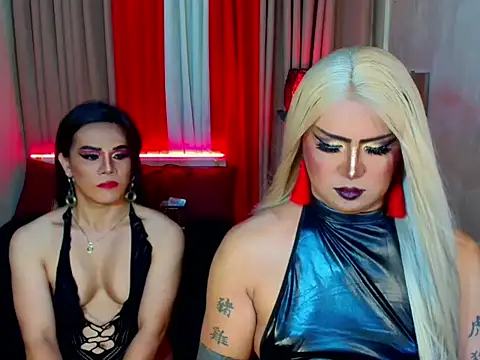 Wildest_Slave_Huntress webcam