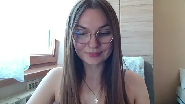 LooveELLYx webcam