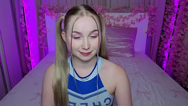 LilyStarlight webcam