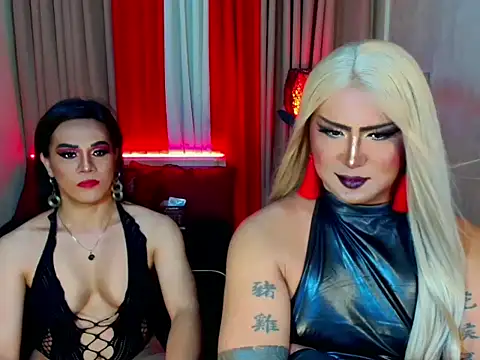 Wildest_Slave_Huntress webcam